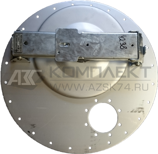 Крышка люка цистерны 057.00.00.00
